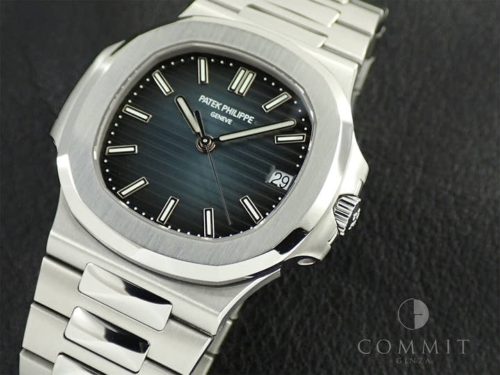 パテックフィリップ ノーチラス Ref.5711/1A-010 ステンレススチール ブルー文字盤