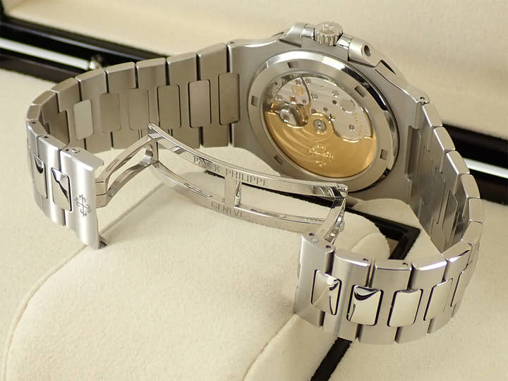 パテックフィリップ ノーチラス Ref.5711/1A-010 ステンレススチール ブルー文字盤