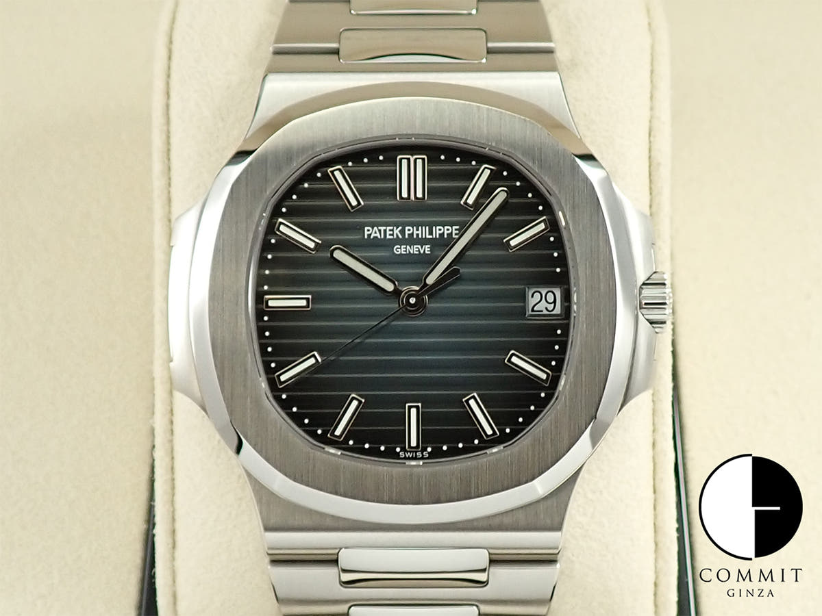 パテックフィリップ ノーチラス Ref.5711/1A-010 ステンレススチール ブルー文字盤