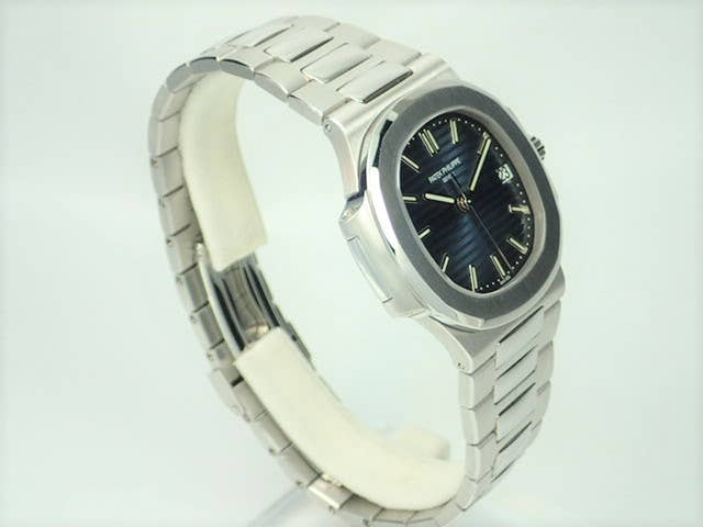 Patek Philippe Nautilus Ref.5800/1A-001 Dark Blue Dial Good Condition nautilus-52