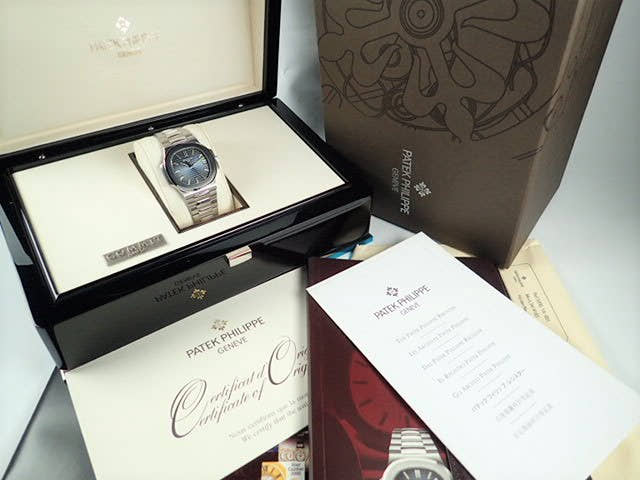 Patek Philippe Nautilus Ref.5800/1A-001 Dark Blue Dial Good Condition nautilus-52
