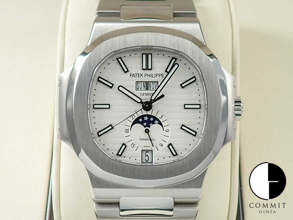 パテックフィリップ ノーチラス アニュアルカレンダー TIFFANY&CO. Ref.5726/1A-010 ステンレススチール ホワイト文字盤