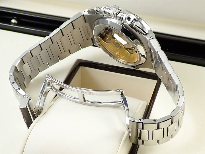 パテックフィリップ ノーチラス クロノグラフ Ref.5980/1A-001 ステンレススチール ブルー文字盤