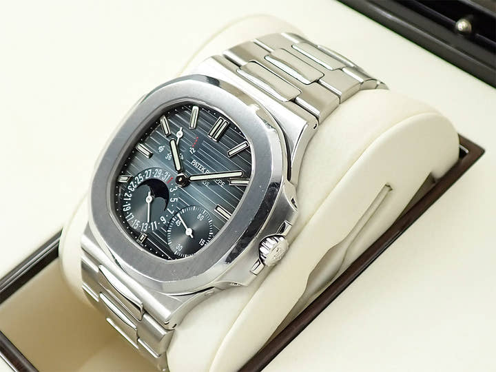 パテックフィリップ ノーチラス プチコンプリケーション Ref.5712/1A-001 ステンレススチール ブルー文字盤