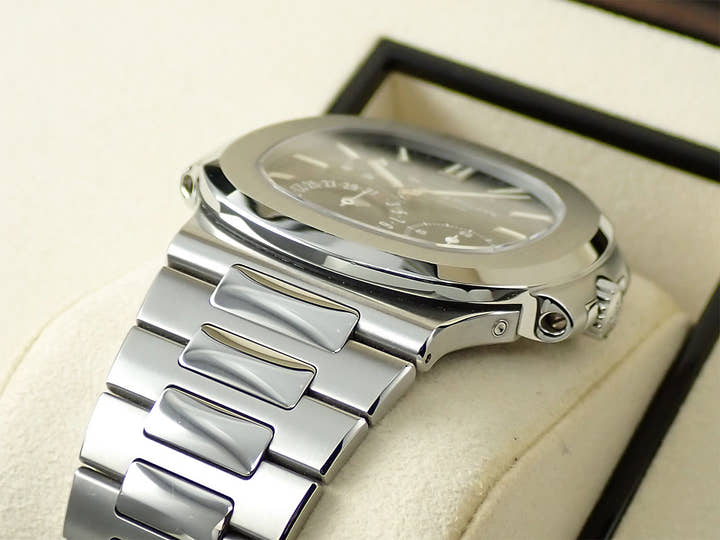 Patek Philippe Nautilus Petite Complication <Warranty, Box, etc.>