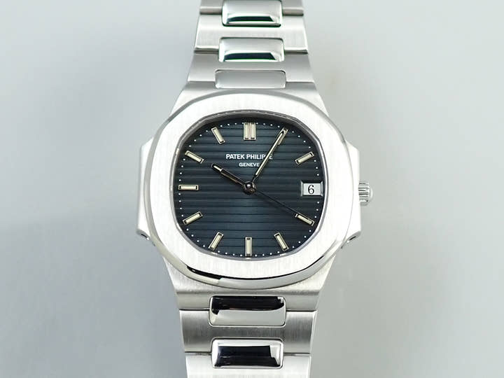 パテックフィリップ ノーチラス クォーツ Ref.3900/1A ステンレススチール ブルー文字盤