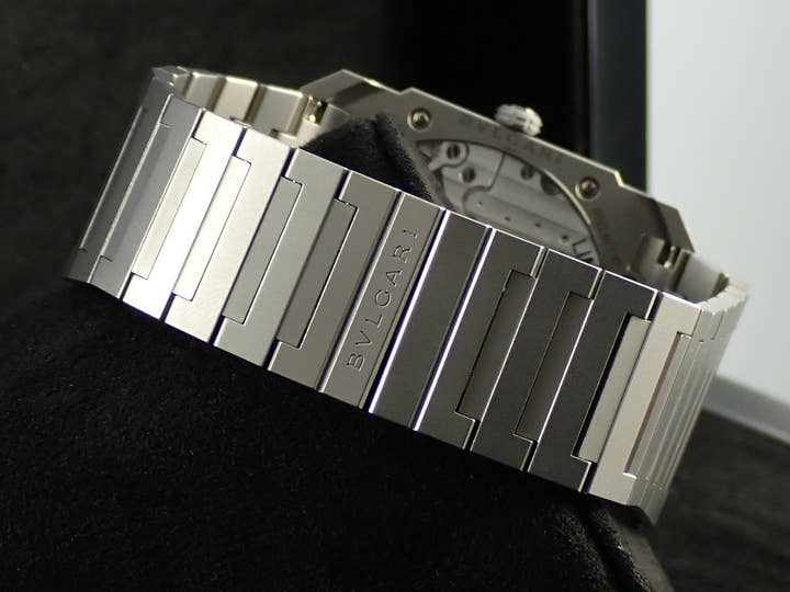 ブルガリ オクト フィニッシモ ローマ エディション Ref.103766 ミッドナイトブルー文字盤 未使用 3VZWTWAS