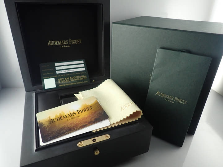 オーデマピゲ ロイヤルオーク Ref.15710ST.OO.A052CA.01 カーキ文字盤 中古 offshore-11