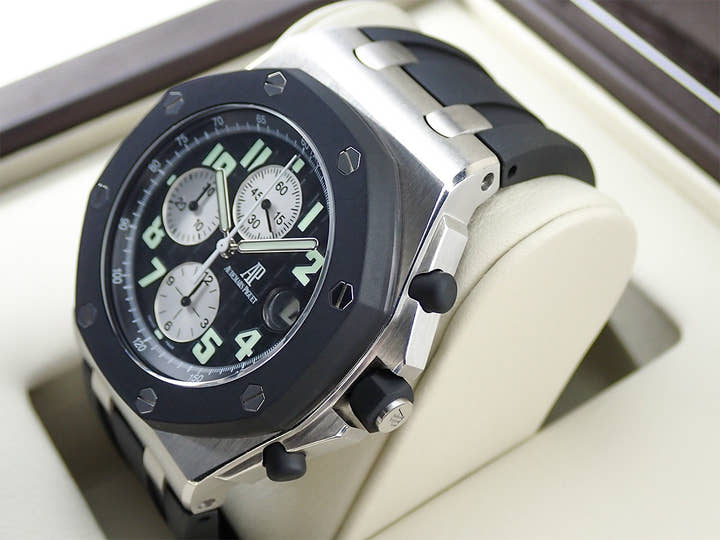 オーデマピゲ ロイヤルオーク オフショア クロノグラフ Ref.25940SK.OO.D002CA.01.A ステンレススチール ブラック文字盤