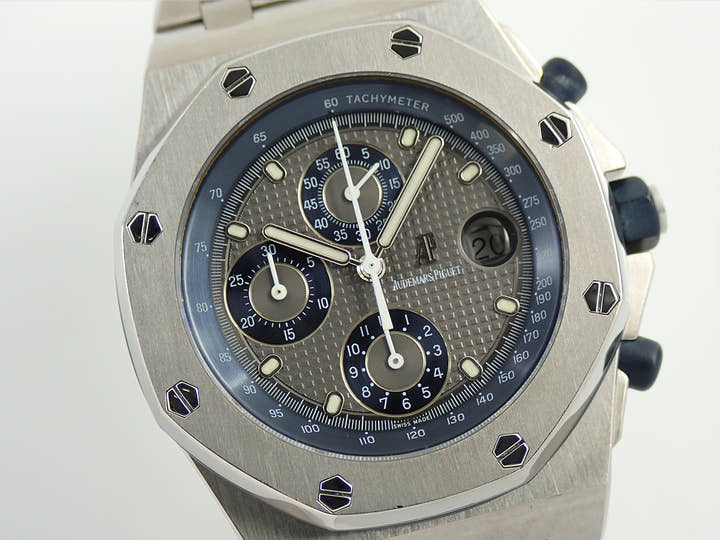 オーデマピゲ ロイヤルオーク オフショア クロノグラフ Ref.25721TI/O/1000TI/01 チタン グレー文字盤