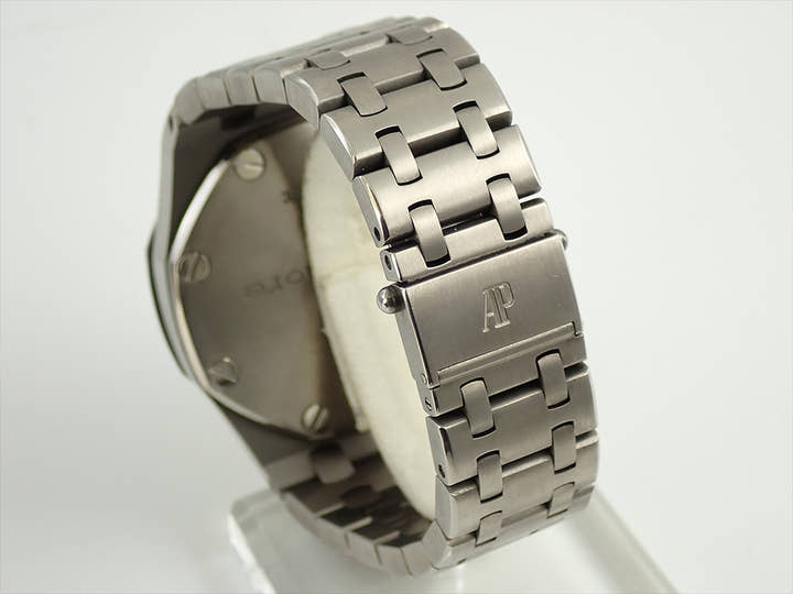 オーデマピゲ ロイヤルオーク オフショア クロノグラフ Ref.25721TI/O/1000TI/01 チタン グレー文字盤