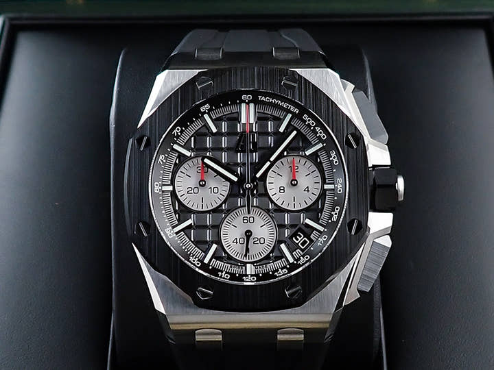 Audemars Piguet Royal Oak Offshore Chronograph <Warranty, Box, etc.>