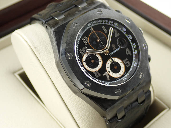 オーデマピゲ ロイヤルオーク オフショア GINZA7 Ref.26205AU.OO.D002CR.01 カーボン ブラック文字盤