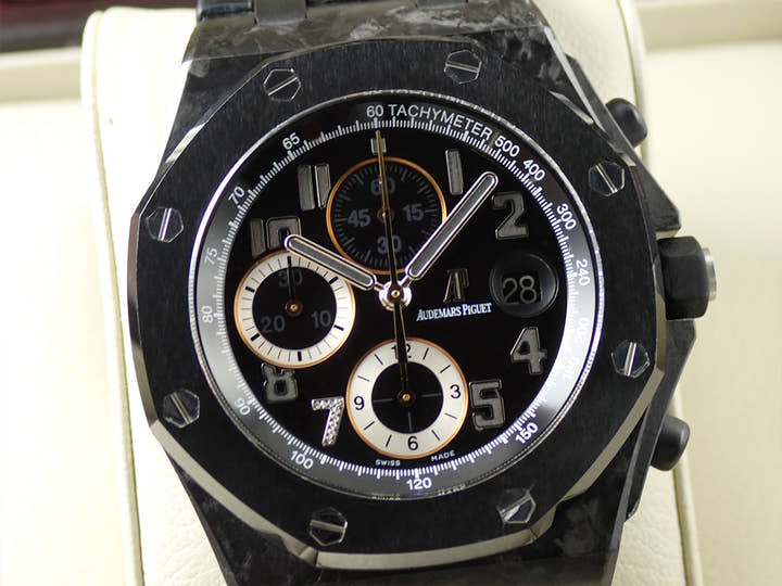 オーデマピゲ ロイヤルオーク オフショア GINZA7 Ref.26205AU.OO.D002CR.01 カーボン ブラック文字盤