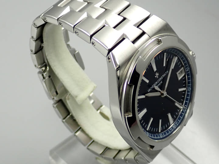 ヴァシュロンコンスタンタン オーヴァーシーズ Ref.4500V/110A-B128 ブルー文字盤 中古 03P87614