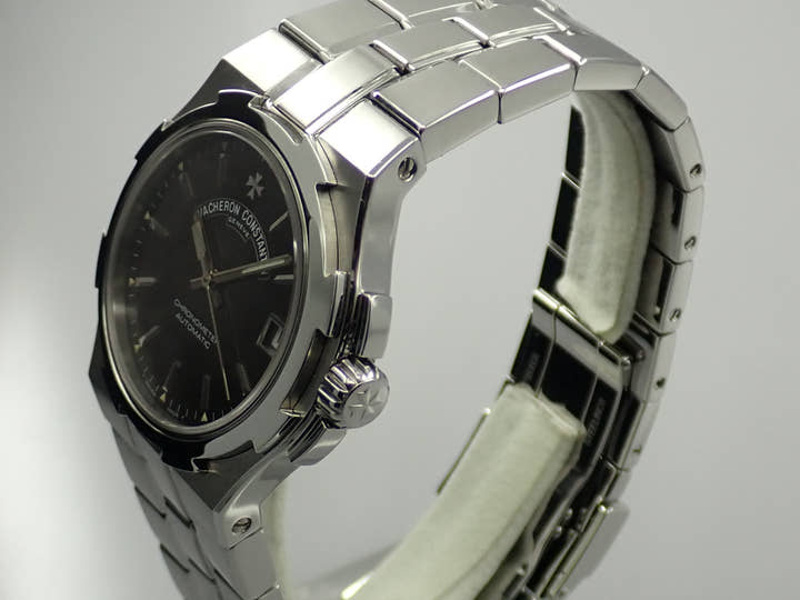 ヴァシュロンコンスタンタン オーヴァーシーズ Ref.42050/423A グレー文字盤 中古 PU220KMA