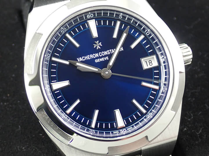 ヴァシュロンコンスタンタン オーヴァーシーズ Ref.4500V/110A-B128 ブルー文字盤 未使用 WK344394