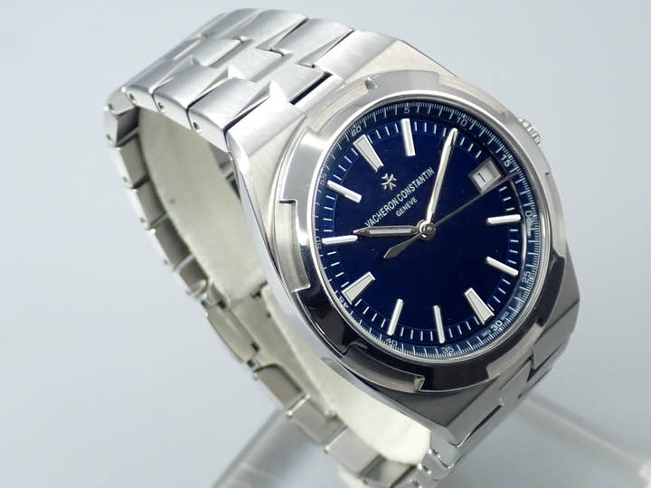 ヴァシュロンコンスタンタン オーヴァーシーズ Ref.4500V/110A-B128 ブルー文字盤 中古 XA2523C2