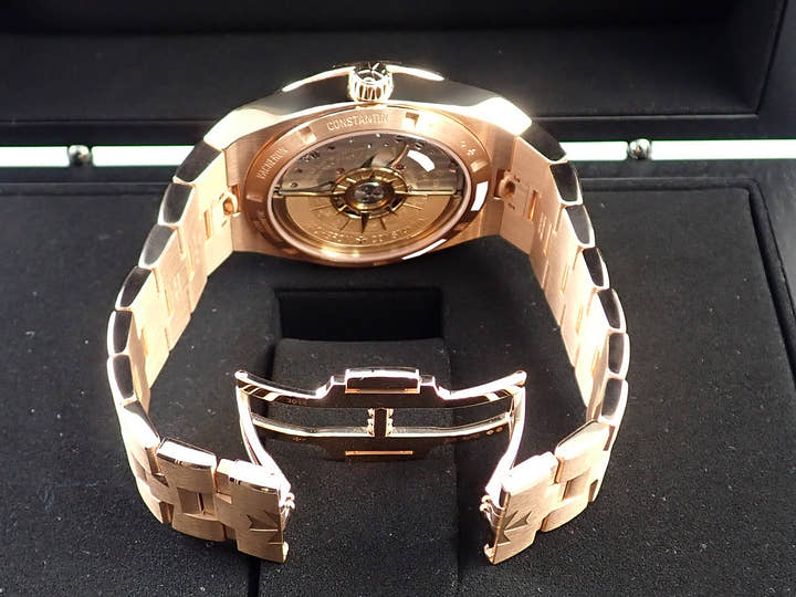 ヴァシュロンコンスタンタン オーヴァーシーズ Ref.4500V/110R-B705 ブルー文字盤 未使用 HW771706