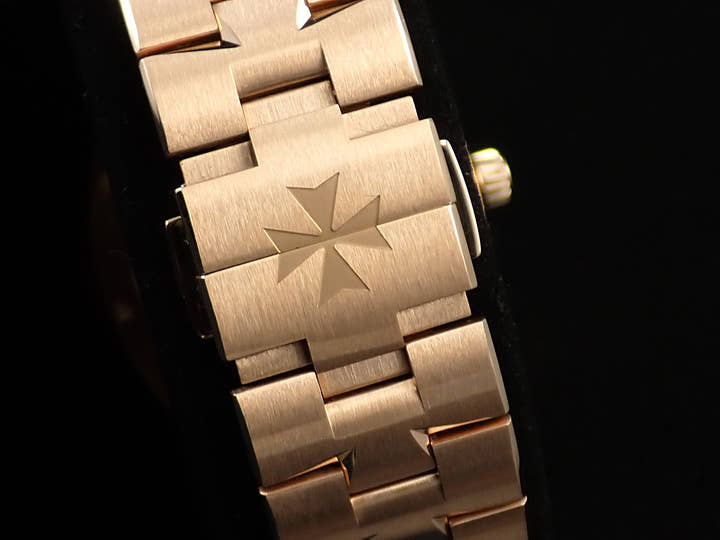 ヴァシュロンコンスタンタン オーヴァーシーズ Ref.4500V/110R-B705 ブルー文字盤 未使用 HW771706