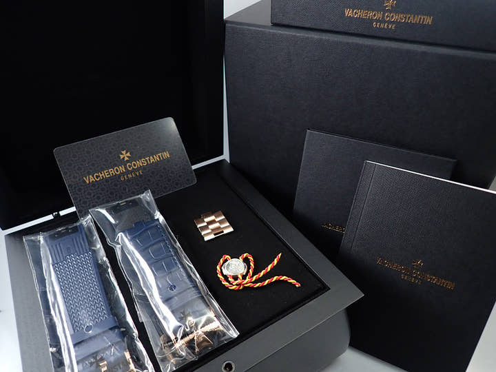 ヴァシュロンコンスタンタン オーヴァーシーズ Ref.4500V/110R-B705 ブルー文字盤 未使用 HW771706