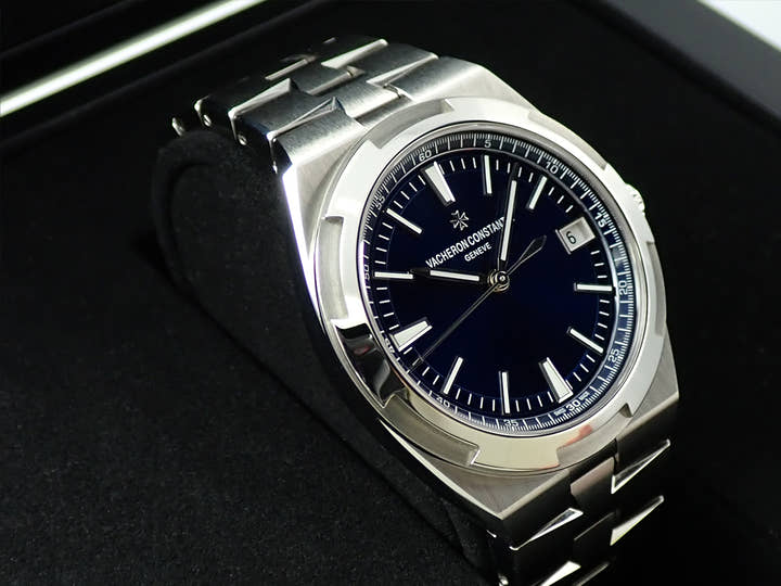 Vacheron Constantin Overseas Ref. 4500V/110A-B128 Blue Dial Pre-owned 3CP637Z4
