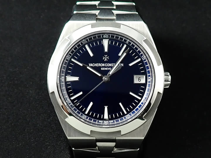 Vacheron Constantin Overseas Ref. 4500V/110A-B128 Blue Dial Pre-owned 3CP637Z4