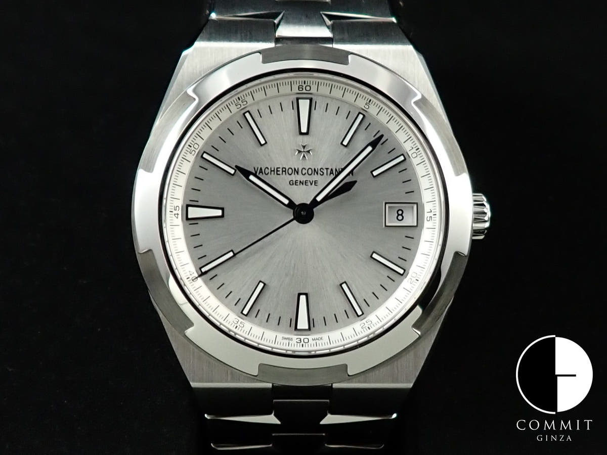 ヴァシュロンコンスタンタン オーヴァーシーズ Ref.4500V/110A-B126 シルバー文字盤 未使用 2J3TM495