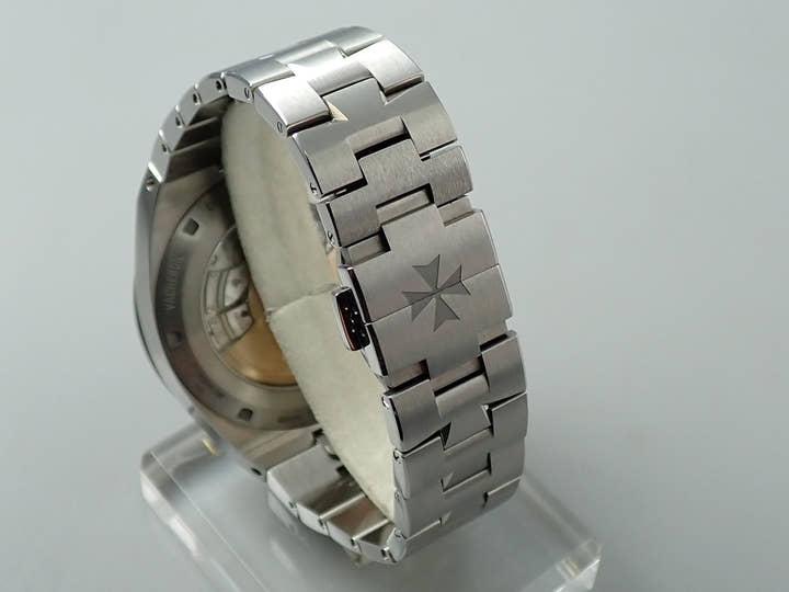 ヴァシュロンコンスタンタン オーヴァーシーズ ムーンフェイズ レトログラード デイト Ref.4000V/210A-B911 ブルー文字盤 美品 9JPJAJL4