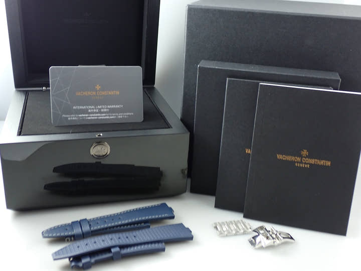 ヴァシュロンコンスタンタン オーヴァーシーズ ムーンフェイズ レトログラード デイト Ref.4000V/210A-B911 ブルー文字盤 美品 9JPJAJL4