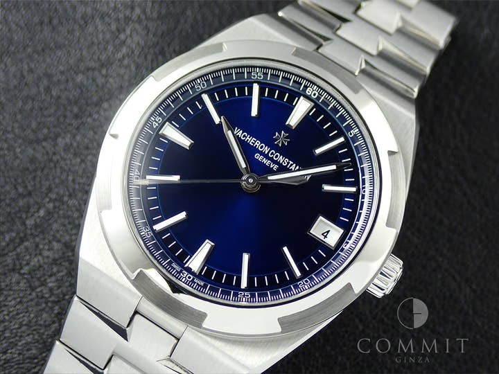 ヴァシュロンコンスタンタン オーヴァーシーズ Ref.4500V/110A-B128 ブルー文字盤 中古 CHX5MUAA