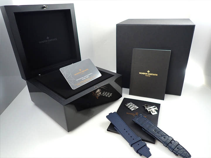 ヴァシュロンコンスタンタン オーヴァーシーズ Ref.4500V/110A-B128 ブルー文字盤 未使用 5T6494ZM