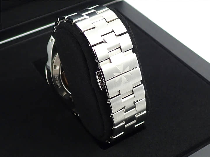 ヴァシュロンコンスタンタン オーヴァーシーズ Ref.4500V/110A-B128 ブルー文字盤 未使用 5T6494ZM