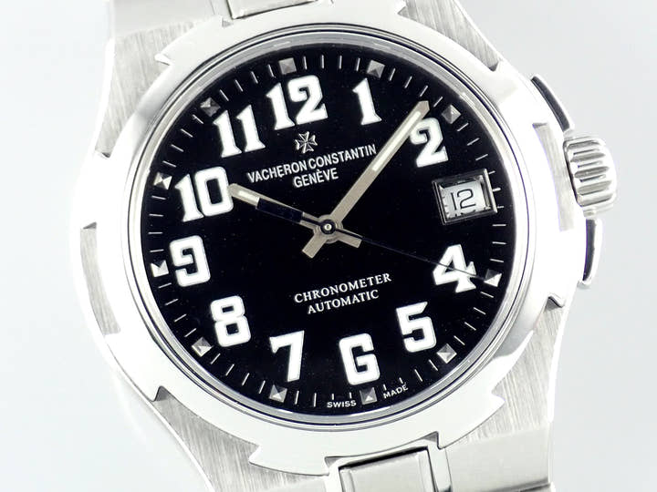 ヴァシュロンコンスタンタン オーヴァーシーズ ラージ Ref.42042/423A ブラック文字盤 中古 K8303862