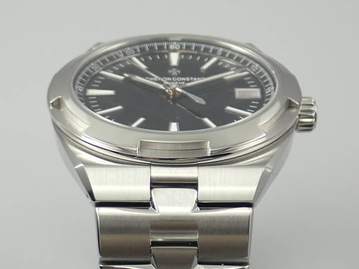 ヴァシュロンコンスタンタン オーヴァーシーズ Ref.4500V/110A-B483 ブラック文字盤 未使用 overseas-66