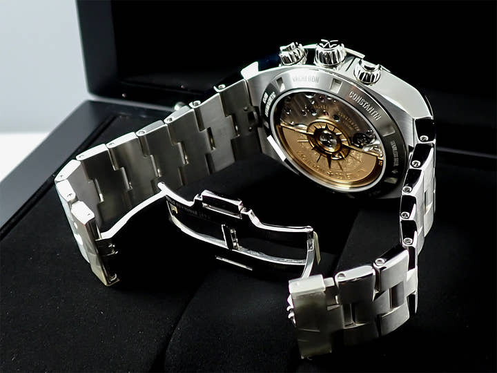 ヴァシュロンコンスタンタン オーヴァーシーズ クロノグラフ Ref.5500V/110A-B686 シルバー文字盤 極美品 T5JHT5RY