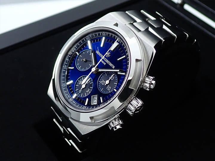 ヴァシュロンコンスタンタン オーヴァーシーズ クロノグラフ Ref.5500V/110A-B148 ブルー文字盤 未使用 3J560MTJ