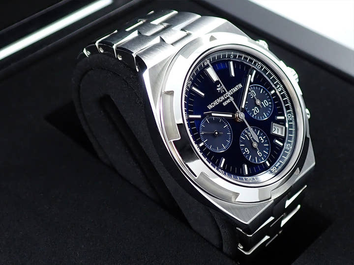 ヴァシュロンコンスタンタン オーヴァーシーズ クロノグラフ Ref.5500V/110A-B148 ブルー文字盤 未使用 3J560MTJ