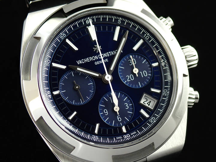 ヴァシュロンコンスタンタン オーヴァーシーズ クロノグラフ Ref.5500V/110A-B148 ブルー文字盤 未使用 6A6TRHH0