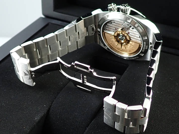 ヴァシュロンコンスタンタン オーヴァーシーズ デュアルタイム Ref.7900V/110A-B334 ブルー文字盤 未使用 90JWR070