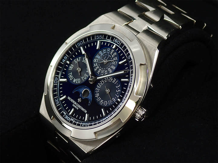 ヴァシュロンコンスタンタン オーヴァーシーズ エクストラフラット パーペチュアルカレンダー Ref.4300V/120G-B945 ブルー文字盤 中古 284M1331