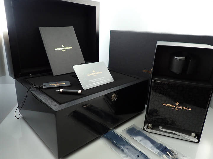 ヴァシュロンコンスタンタン オーヴァーシーズ エクストラフラット パーペチュアルカレンダー スケルトン Ref.4300V/120G-B946 スケルトン文字盤 新品 P47FW4F0