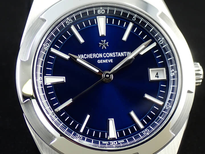 ヴァシュロンコンスタンタン オーヴァーシーズ Ref.4500V/110A-B128 ブルー文字盤 未使用 J6333969