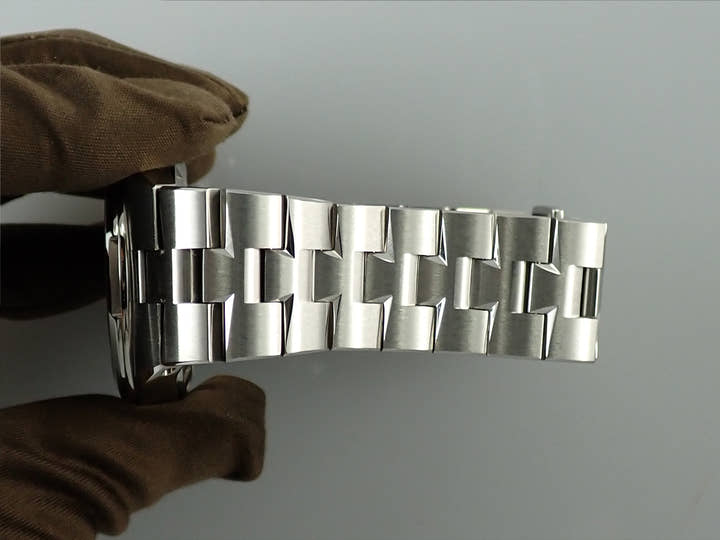 Vacheron Constantin Overseas Automatic <Warranty, Box, etc.>