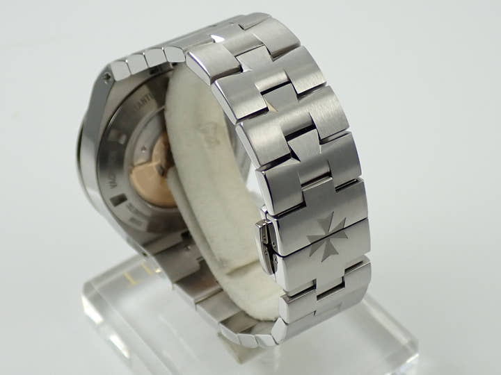 ヴァシュロンコンスタンタン オーヴァーシーズ オートマティック Ref.2305V/100A-B170 ブルー文字盤 極美品 SJA11JFJ