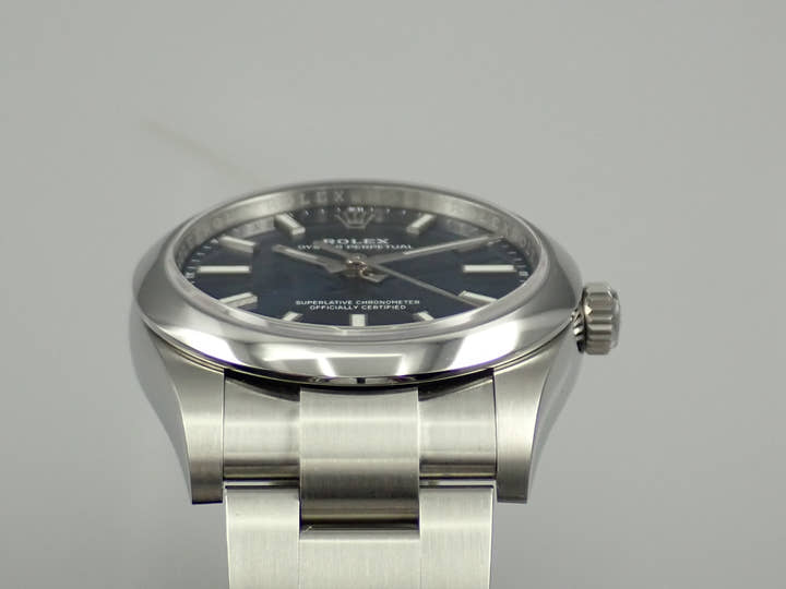 ロレックス オイスターパーペチュアル34 Ref.124200 ステンレススチール ブルー文字盤