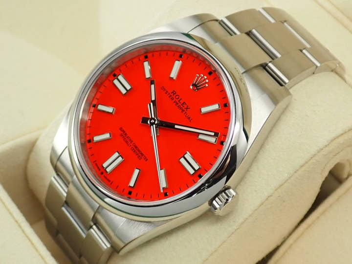 ロレックス オイスターパーペチュアル41 Ref.124300 ステンレススチール コーラルレッド文字盤