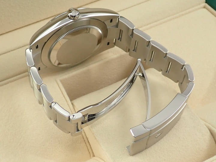 ロレックス オイスターパーペチュアル41 Ref.124300 ステンレススチール ターコイズ文字盤 極美品 2T205785