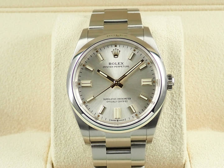 ロレックス オイスターパーペチュアル36 Ref.126000 ステンレススチール シルバー文字盤