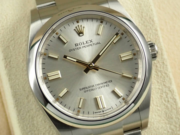 ロレックス オイスターパーペチュアル36 Ref.126000 ステンレススチール シルバー文字盤